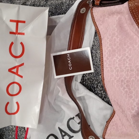 Coach vintage signature bag. - Picture 14 of 14